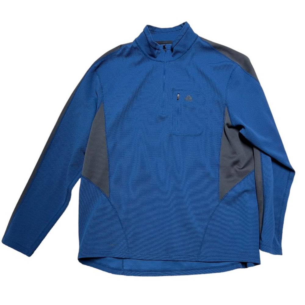 Nike Dry-Fit pullover top.‎  1/2 zip.